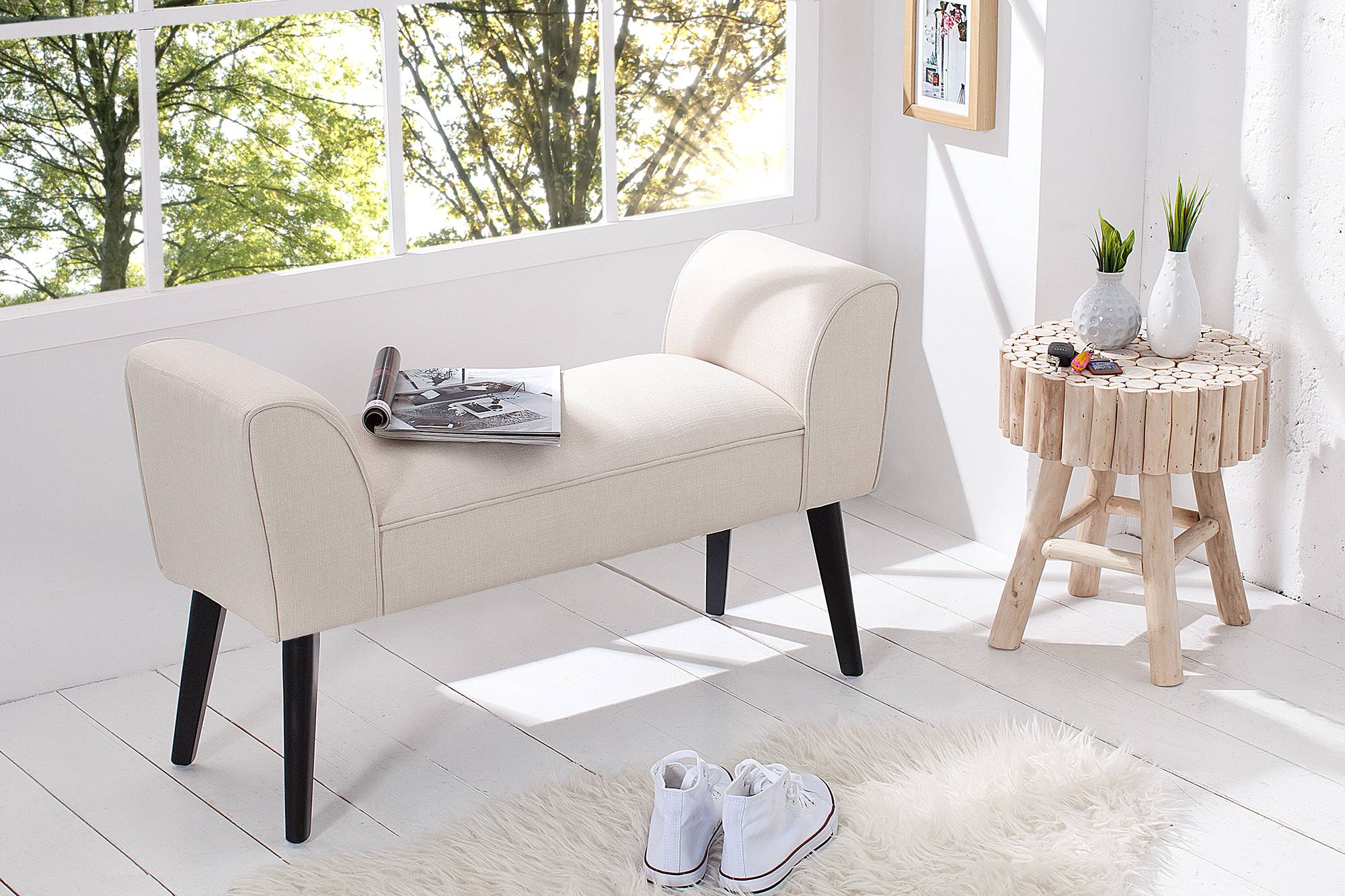 Dizajnová lavica Vám pomôže zútulniť váš domov. 